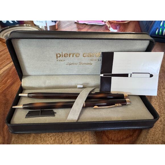 PIERRE CARDIN 2 Pen Set Vintage Mint Condition Never Used - Picture 6 of 7